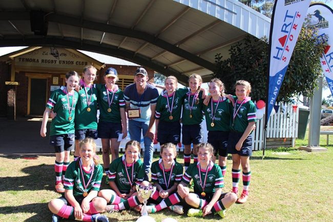 Bundilla Merino's sponsors Young Touch 7's